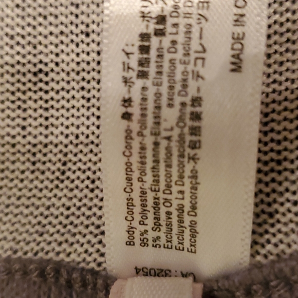 🌶REDUCED🌶FLORA NIKROOZ 2pc dreamy sweater sleepwear set in gray and white - Picture 12 of 16